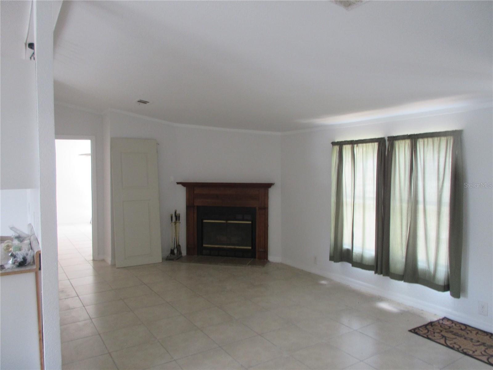 EAST MARION ESTATE - Residential