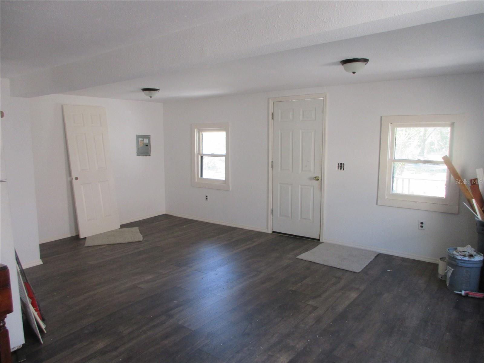 EAST MARION ESTATE - Residential