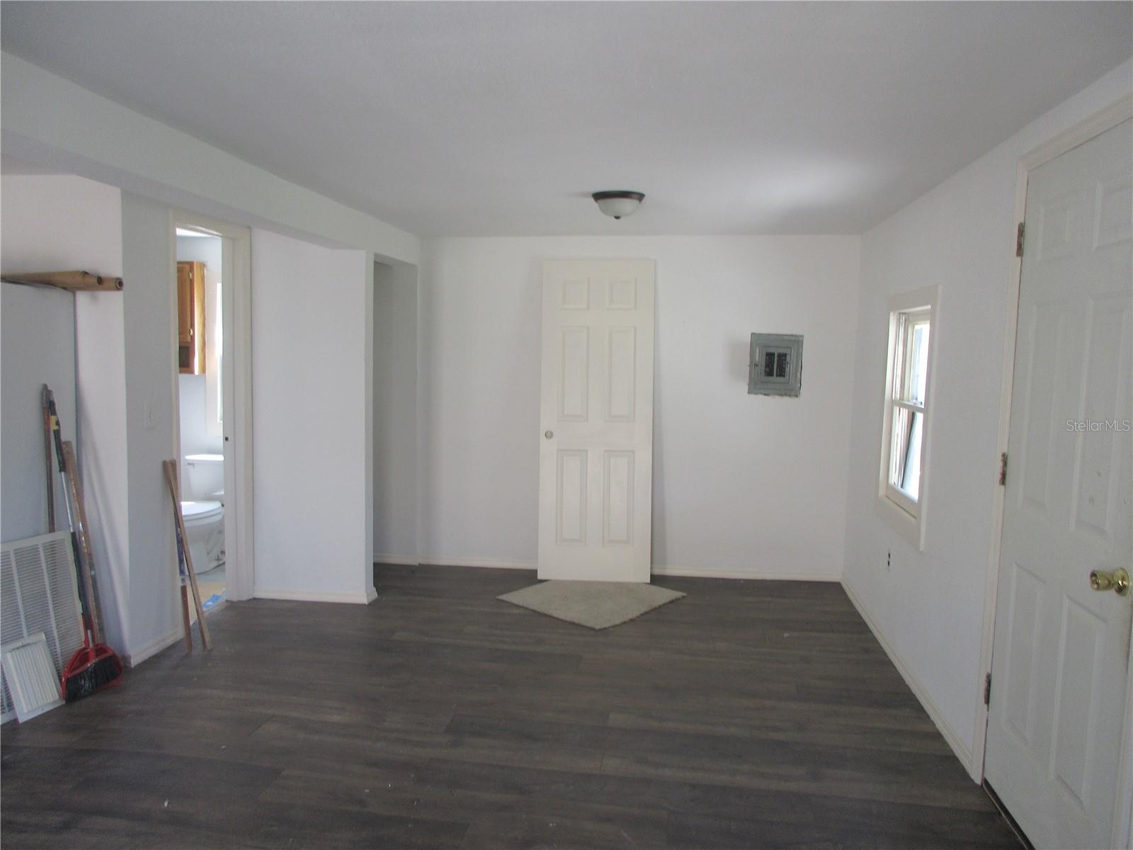 EAST MARION ESTATE - Residential