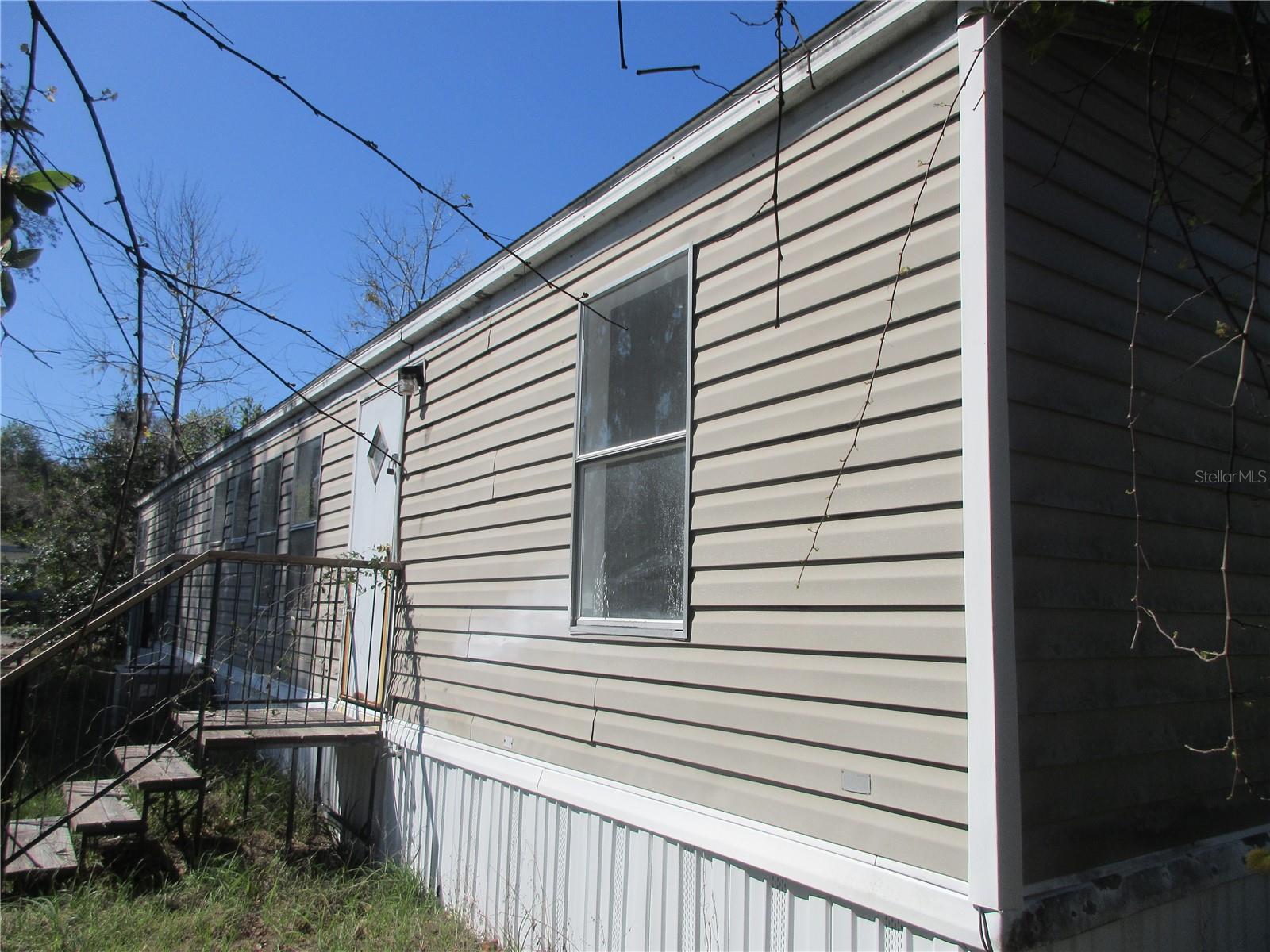 EAST MARION ESTATE - Residential