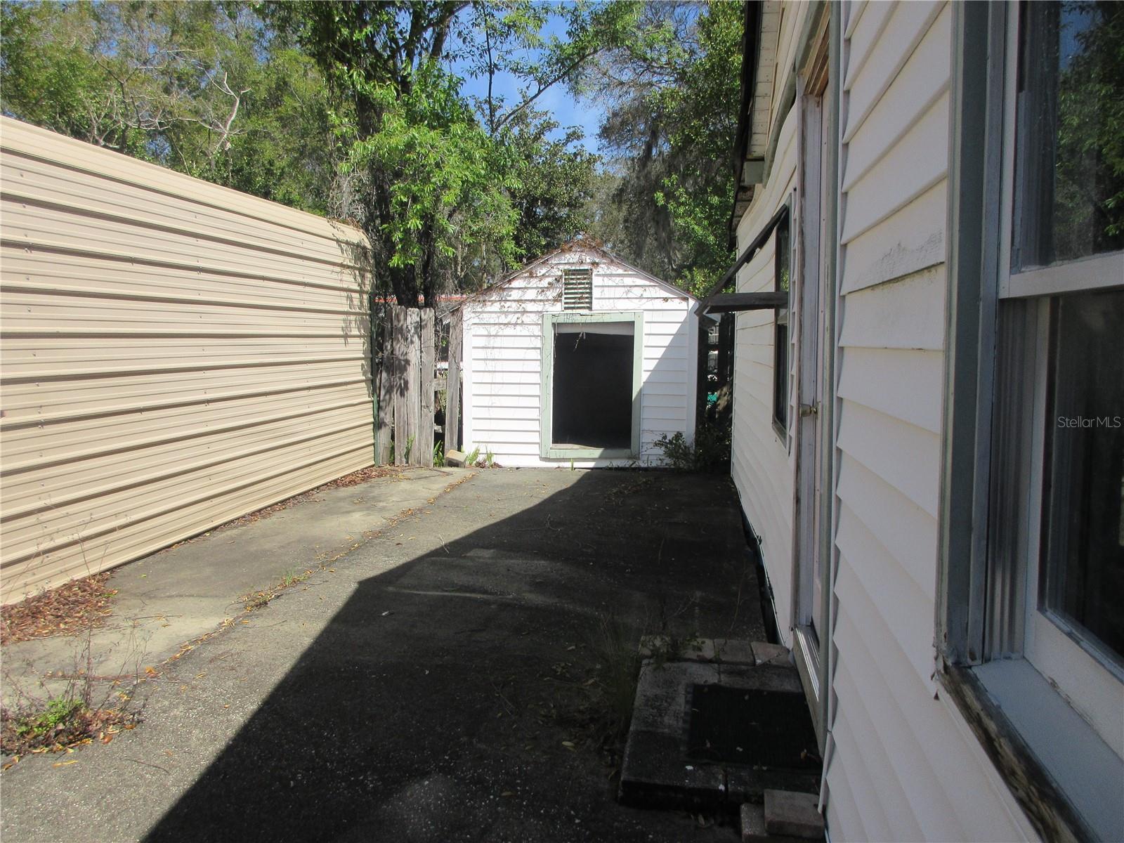 EAST MARION ESTATE - Residential