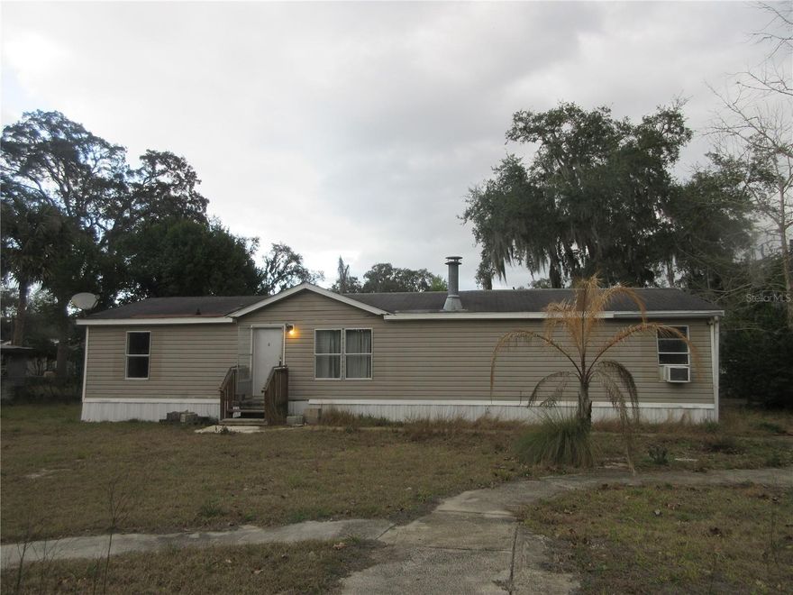 INVESTORS ALERT! 2000 DOUBLEWIDE 3 BEDROOM 2 BATH WITH 1344 SQ FT. MOBILE HOME HAS NEW PAINT, CABINETS, APPLIANCES, TILE FLOOR, AND STARTED REHAB. ALSO INCLUDED AND SECOND DWEELING THAT IS 1 BEDROOM 1 BATH COULD MAKE FOR A GREAT RENTAL OR ROOM FOR YOUR EXTENDED FAMILY. ALSO IS A 20X30 2 CAR GARAGE. HOMES NEED TO BE FINISHED FOR A GREAT RETURN. PRICED FOR A QUICK SALE. SCHEDULE YOUR SHOWING ASAP!