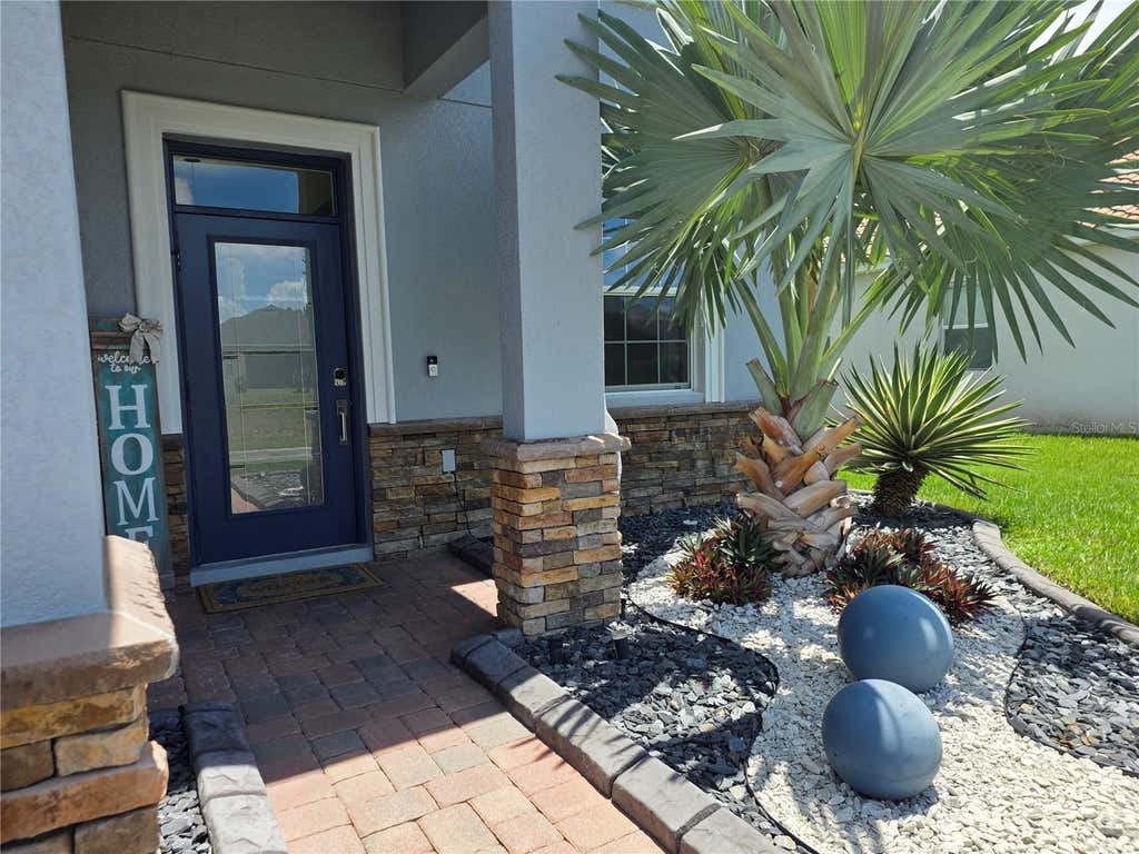 Photo of 2153 Lake Side Avenue, Davenport, FL 33837 (MLS # S5155750)
