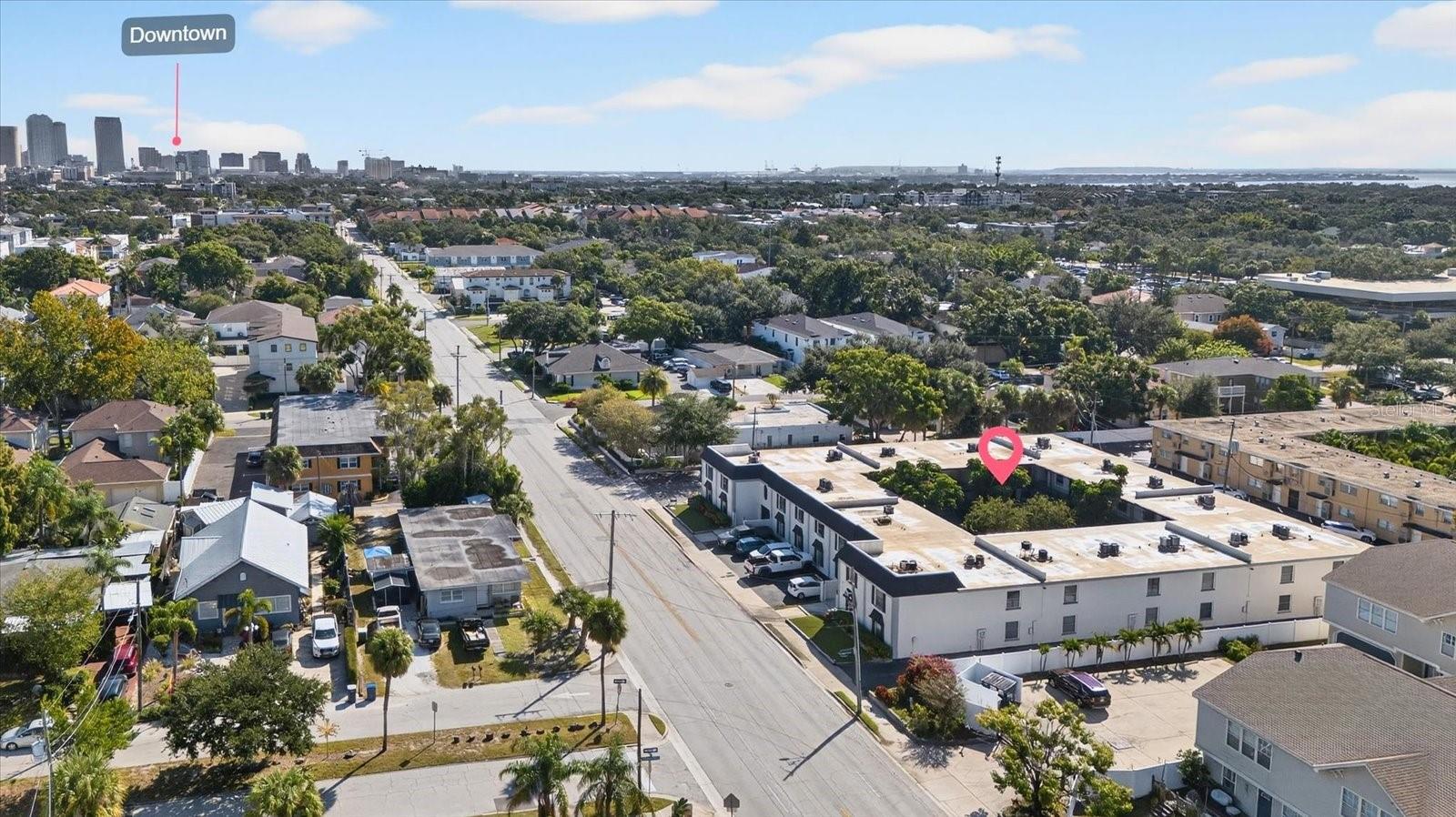 CHATEAU DE SEVILLE A CONDOMINI - Residential Lease