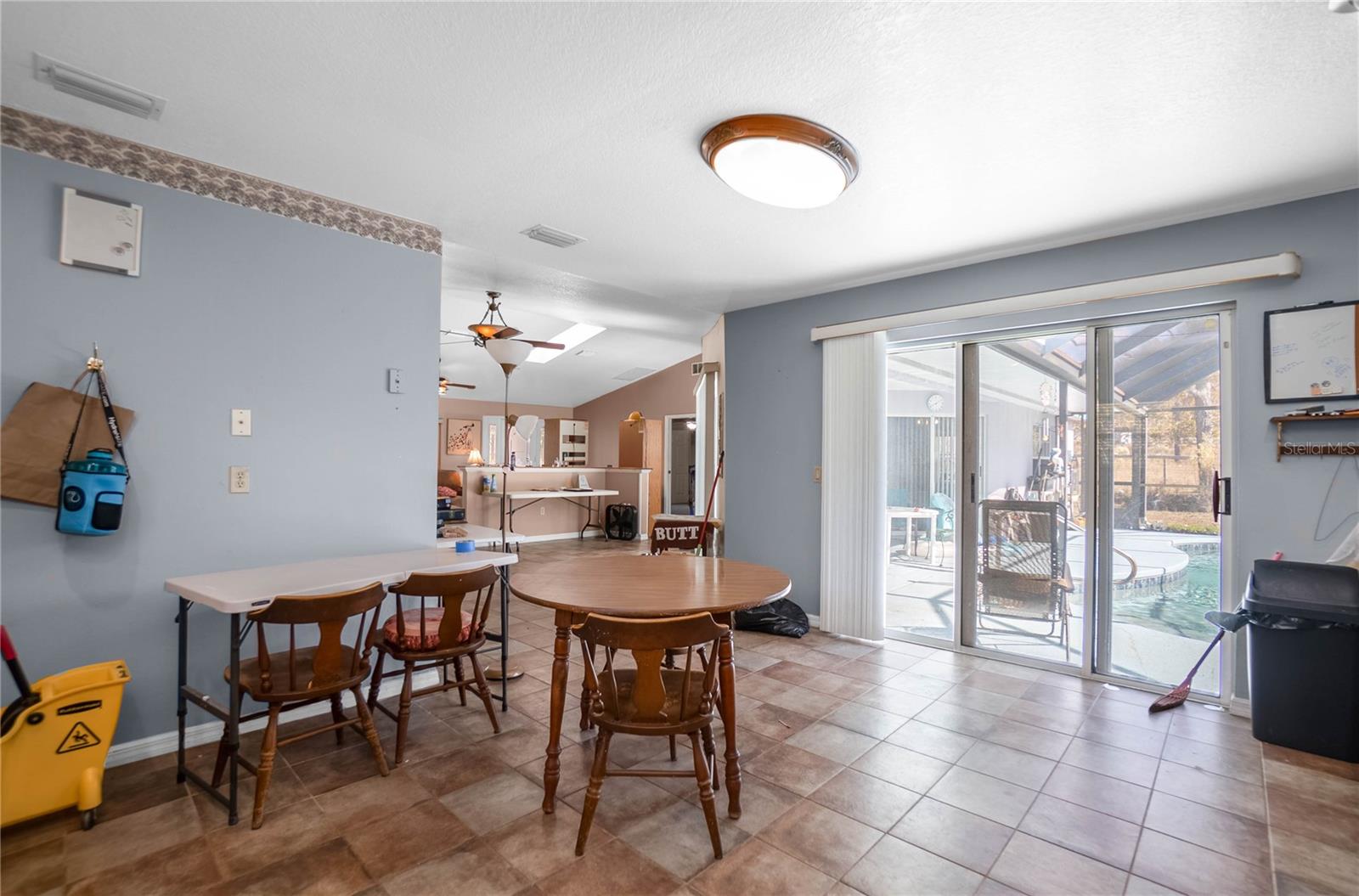 EIGHTEEN OAKS UNREC SUB - Residential