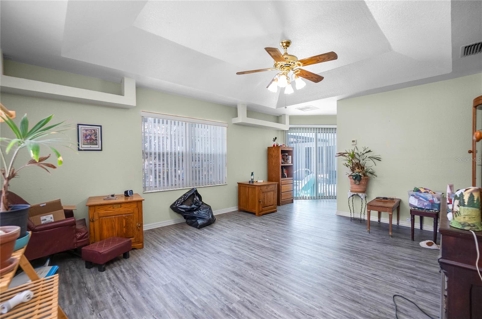 EIGHTEEN OAKS UNREC SUB - Residential