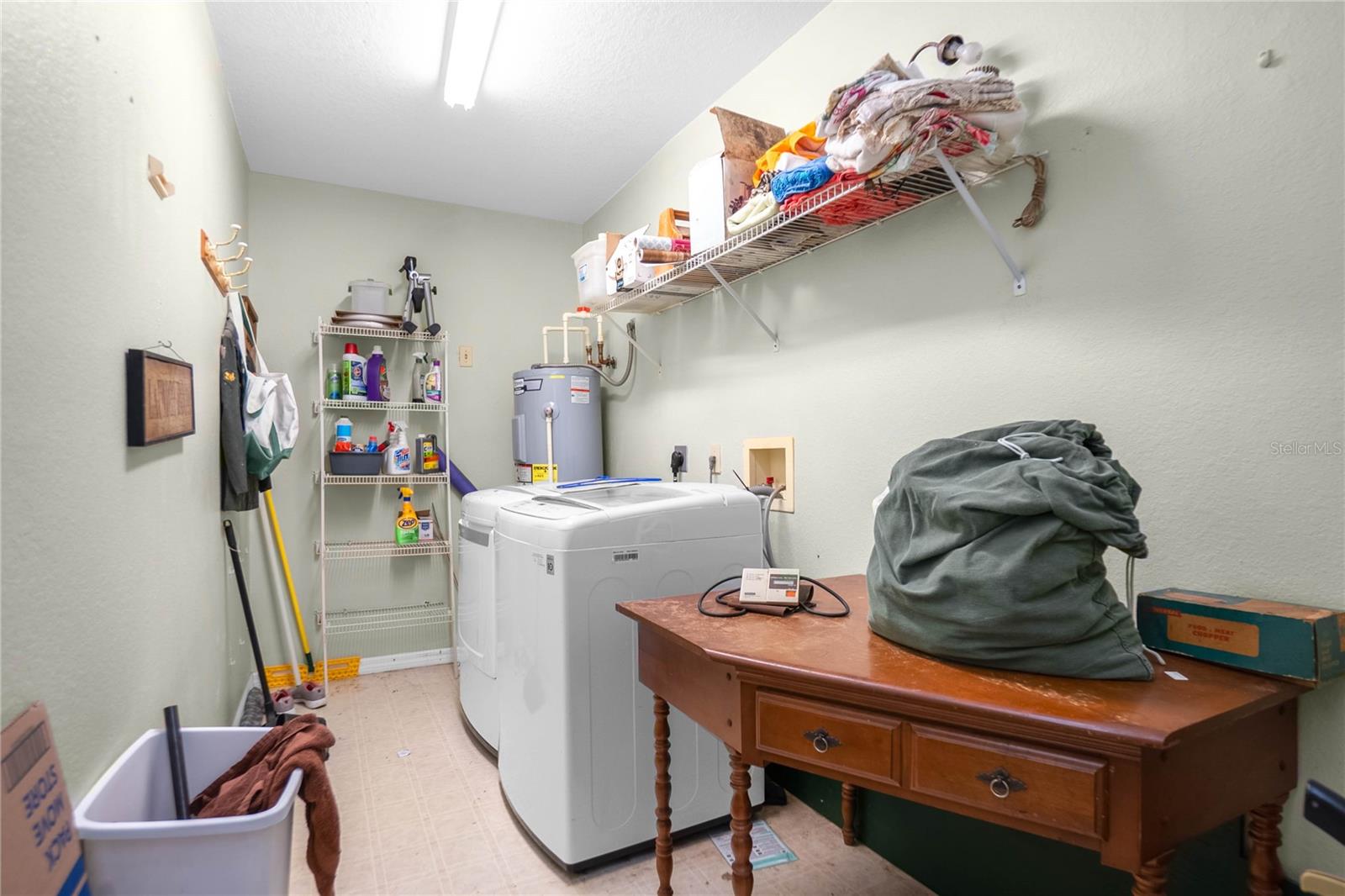 EIGHTEEN OAKS UNREC SUB - Residential