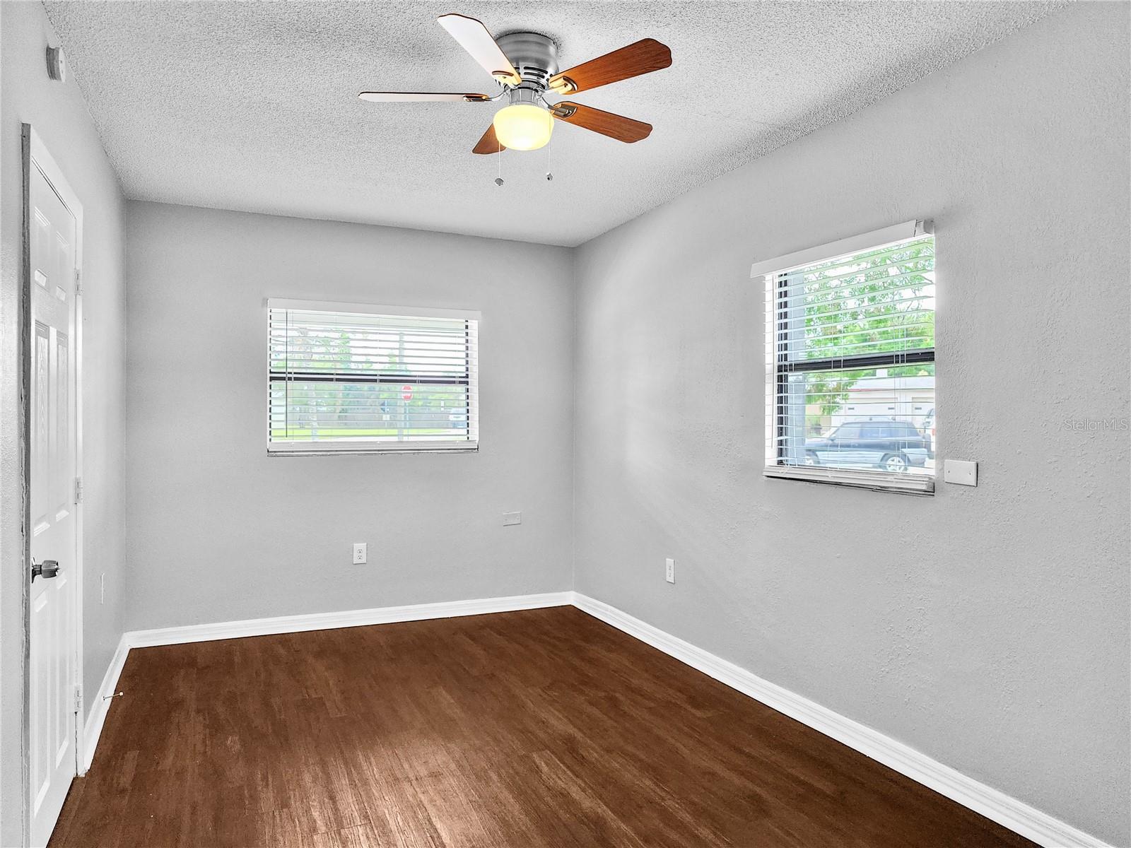 DON-ART ESTATES - Residential Lease