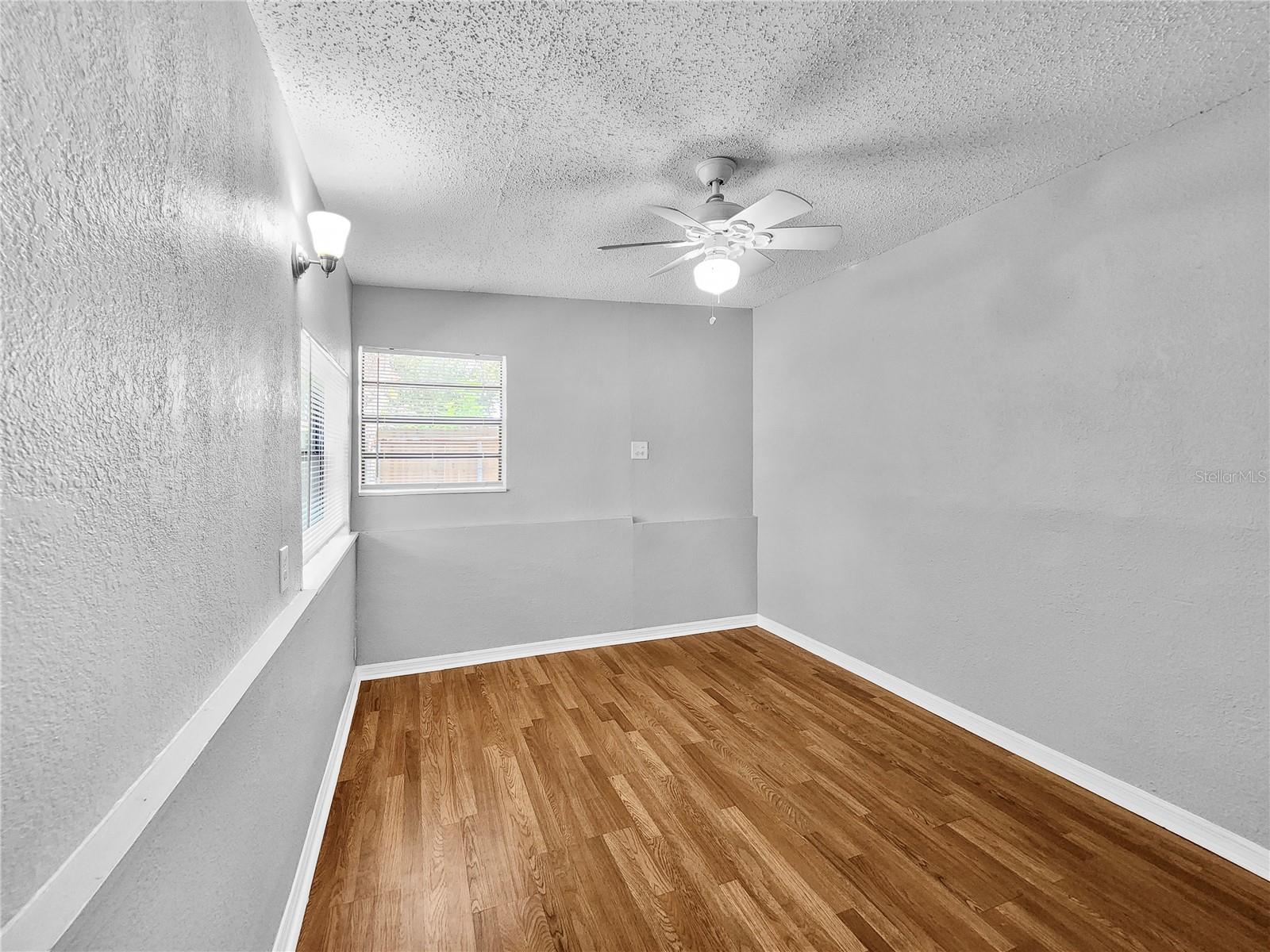 DON-ART ESTATES - Residential Lease