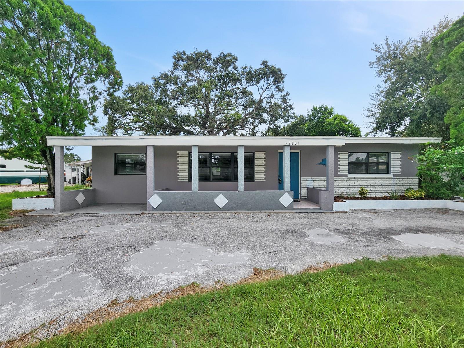 DON-ART ESTATES - Residential Lease