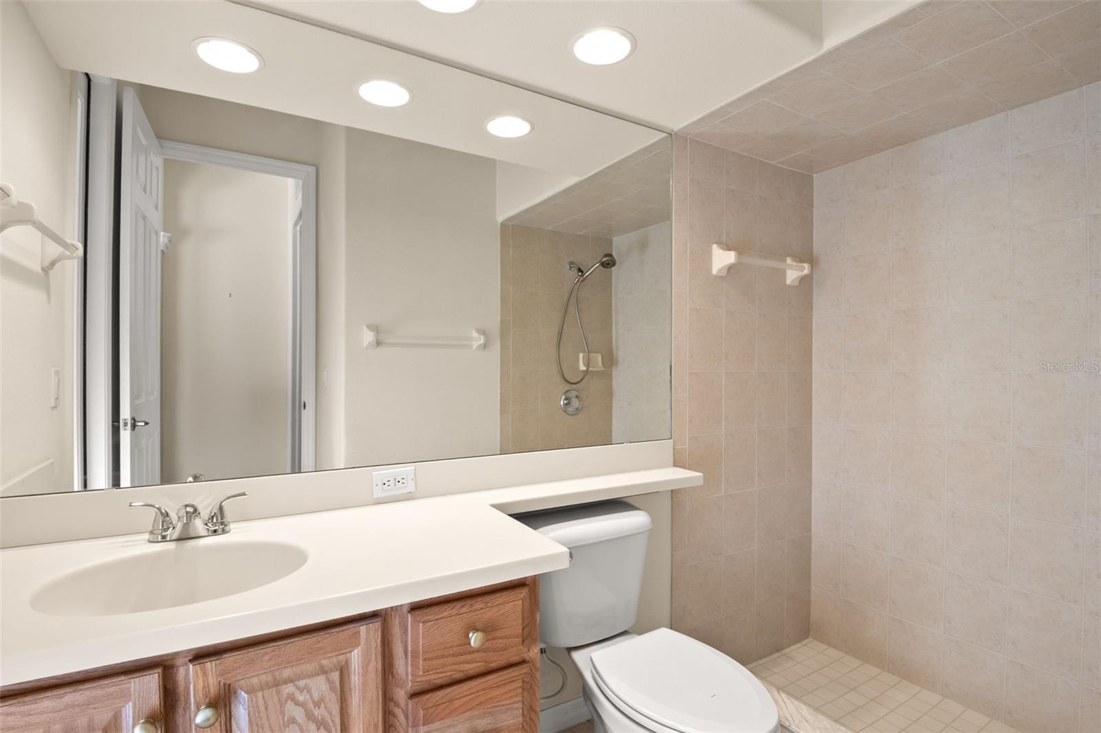 LAKE JOVITA GOLF & COUNTRY CLUB PH 03A - Residential