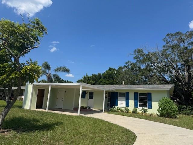 Move-In Ready! Beautifully Remodeled 3-Bedroom Home with No HOA
Welcome to this charming and fully remodeled 3-bedroom, 1-bath home located in the heart of Winter Springs! Centrally situated near top-rated schools, shopping, dining, and just minutes from scenic bike and walking trails, this home offers the perfect blend of convenience and comfort. Enjoy quick access to I-4 and the 417 expressway for an easy commute.
Step inside to discover fresh new flooring, interior paint, an NEW kitchen, and a brand-new AC system. Additional upgrades include landscaping, a screened-in patio, and a storage shed. The roof was replaced in 2017, offering peace of mind for years to come.
The kitchen features a modern stove with built-in air fryer functionality—ideal for preparing quick and healthy meals. The backyard is a private, fenced oasis with mature shade trees, perfect for relaxing or entertaining in the covered, screened-in patio.
This home is ideal for first-time buyers or families looking for a long-term residence with no projects needed—just move in and enjoy. Bonus: There’s extra space in the kitchen to accommodate a larger refrigerator and create a flush, built-in look.
Don’t miss out on this incredible opportunity—schedule your showing today!