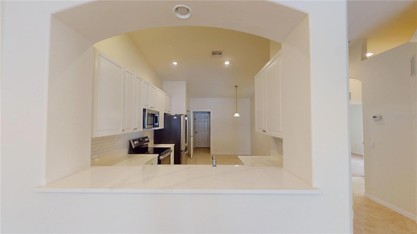 VILLA GRANDE/BURNT STORE ISLES - Residential