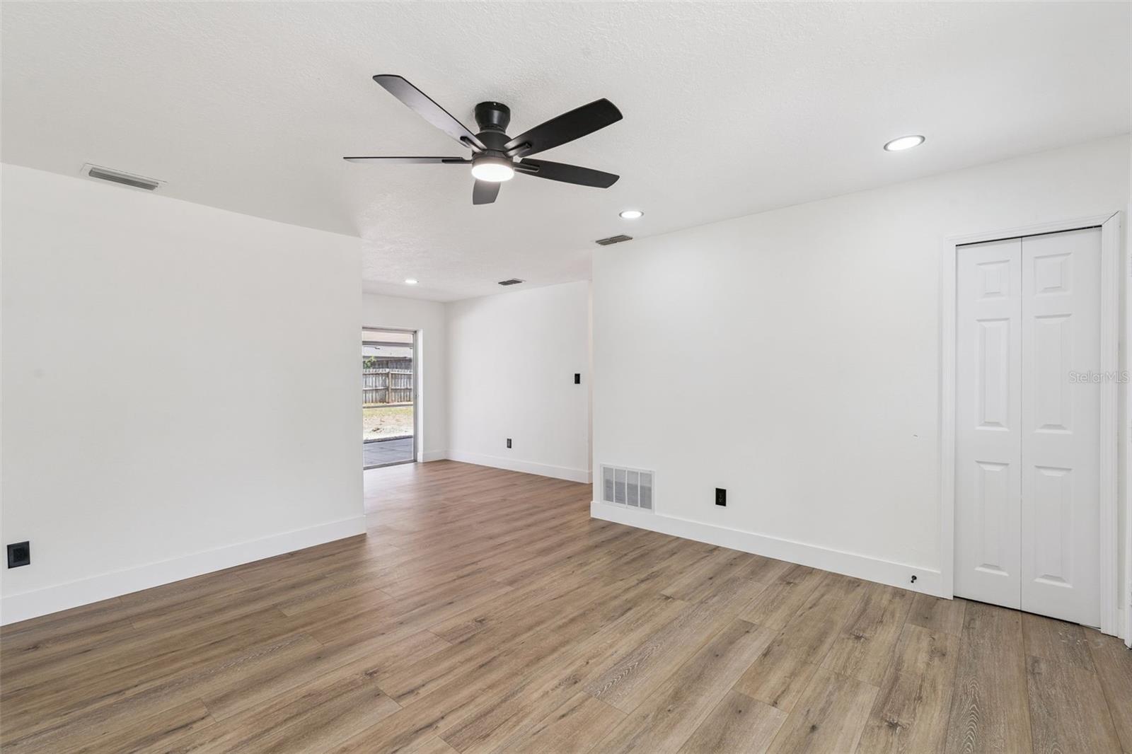 SOUTH SPRINGDALE PH 02 REP - Residential