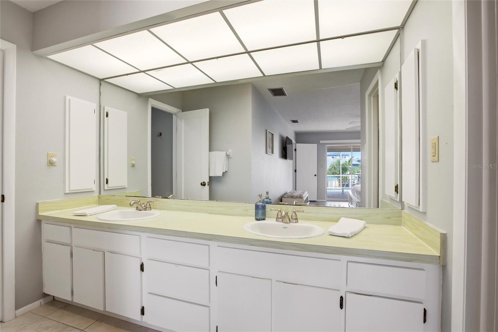 PUNTA GORDA ISLES SEC 04 - Residential