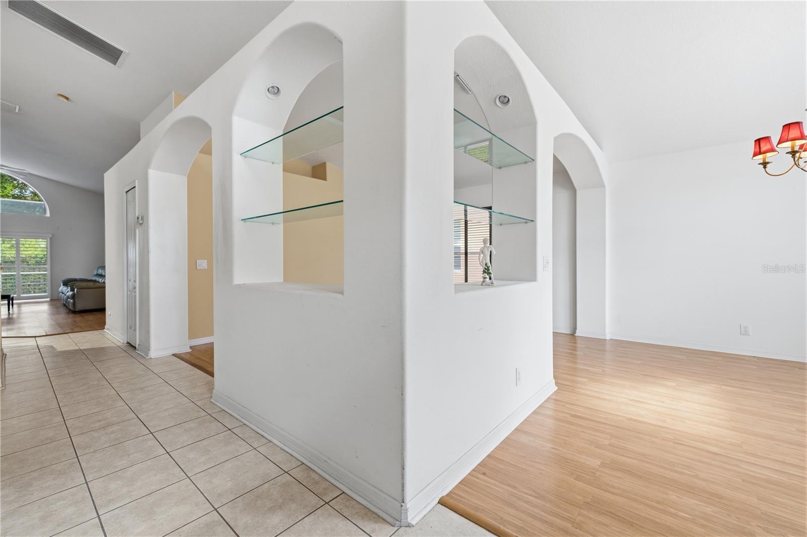 14990 HIDDEN OAKS CIRCLE