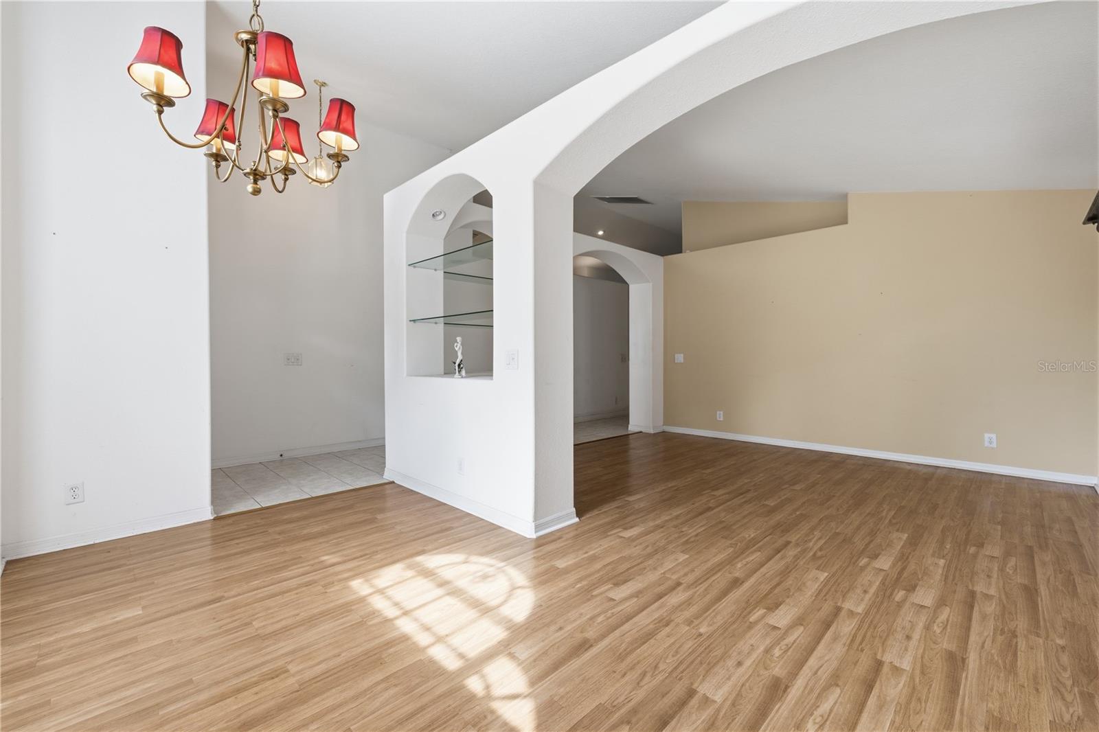 14990 HIDDEN OAKS CIRCLE