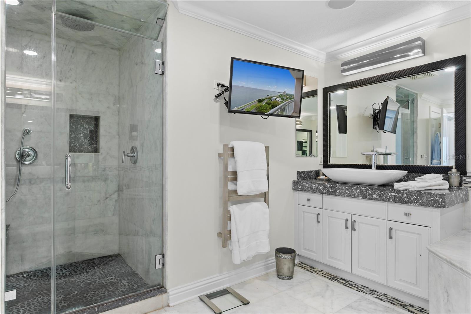 THE ALAGON ON BAYSHORE A CONDO - Residential