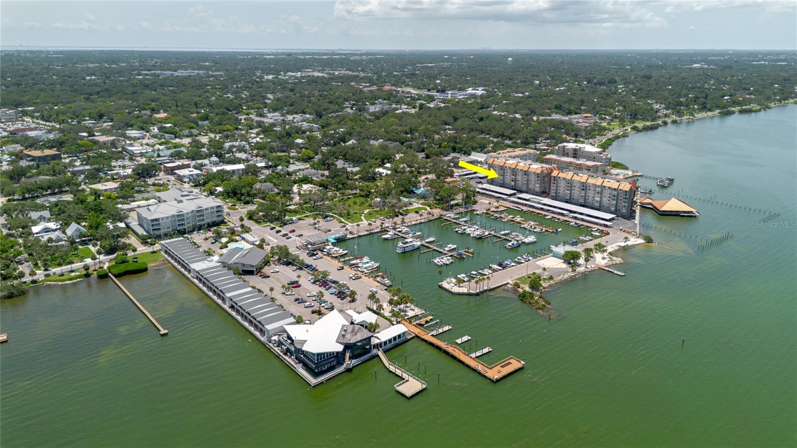 EDGEWATER ARMS 3RD CONDO - Residential Lease