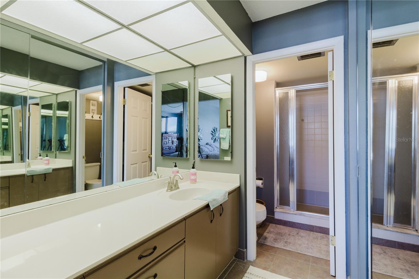 EDGEWATER ARMS 3RD CONDO - Residential Lease
