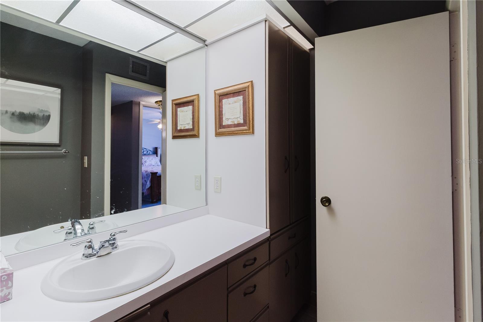 EDGEWATER ARMS 3RD CONDO - Residential Lease