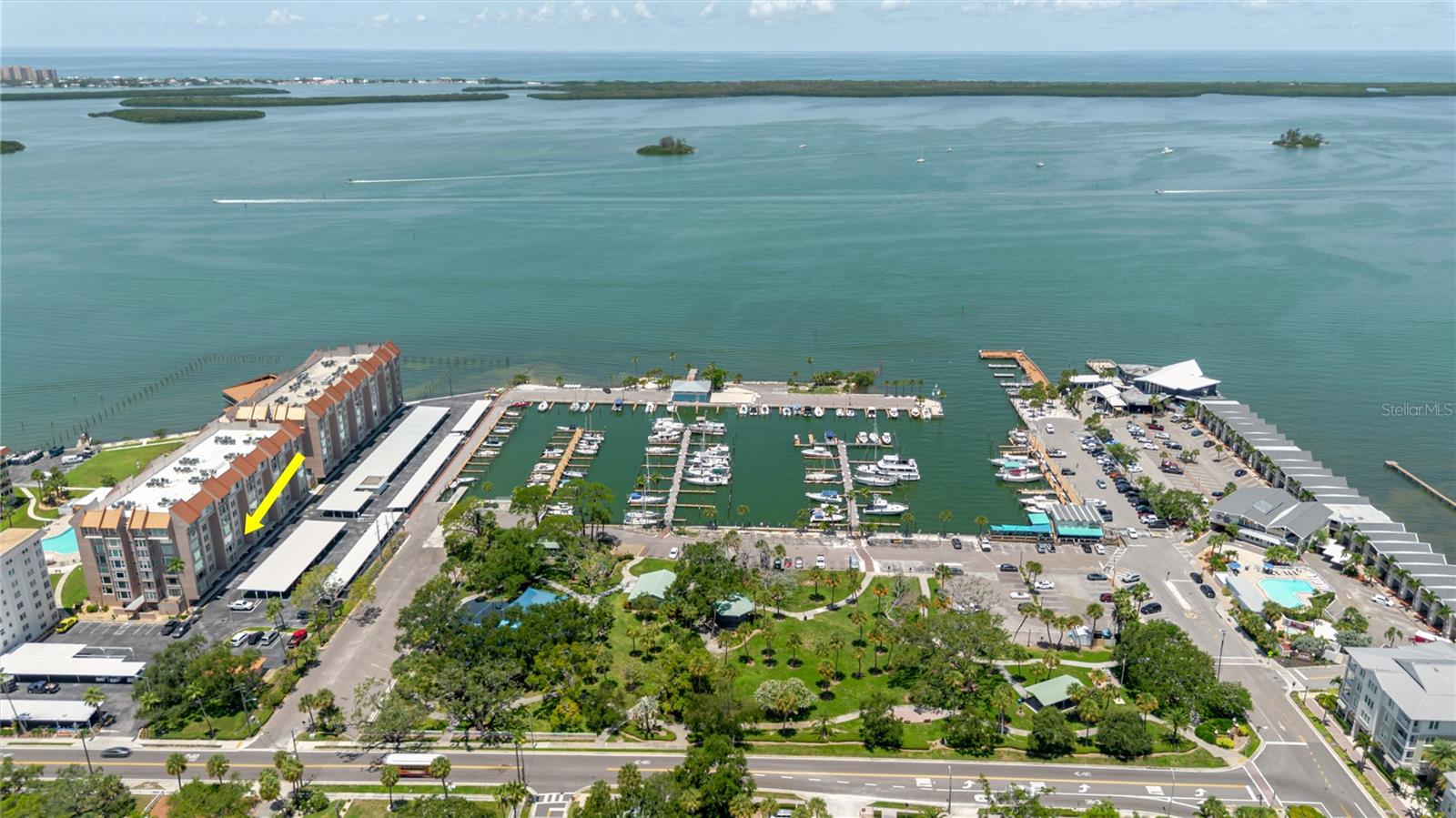 EDGEWATER ARMS 3RD CONDO - Residential Lease