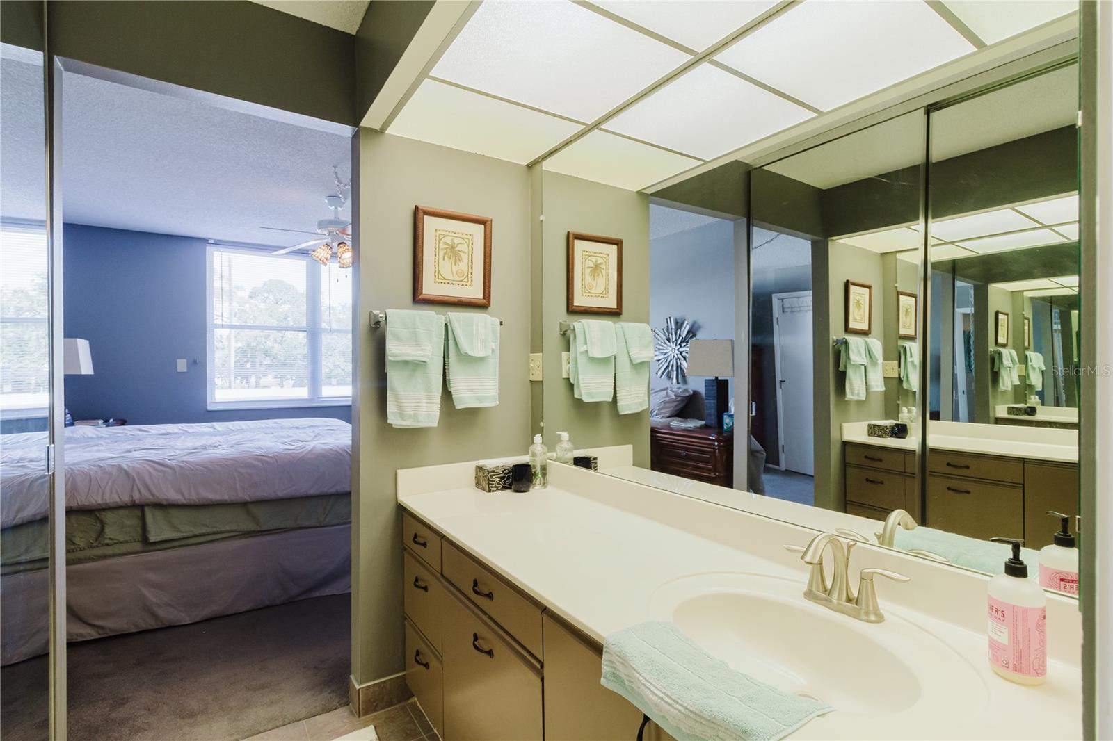 EDGEWATER ARMS 3RD CONDO - Residential Lease