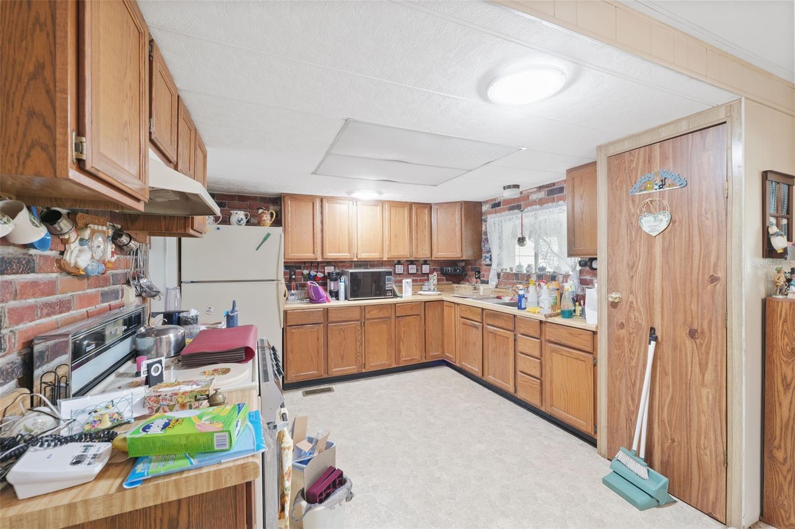 HIGH POINT MH SUB - Residential