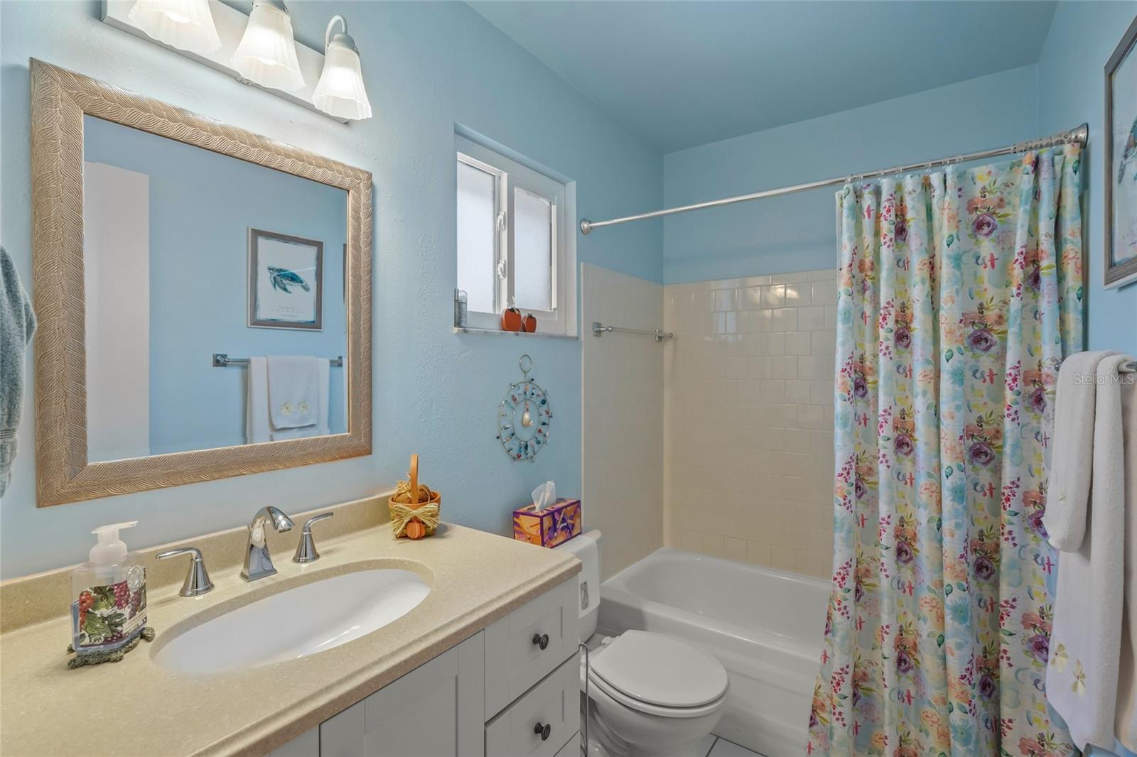 GLEN OAKS RIDGE VILLAS 2 - Residential