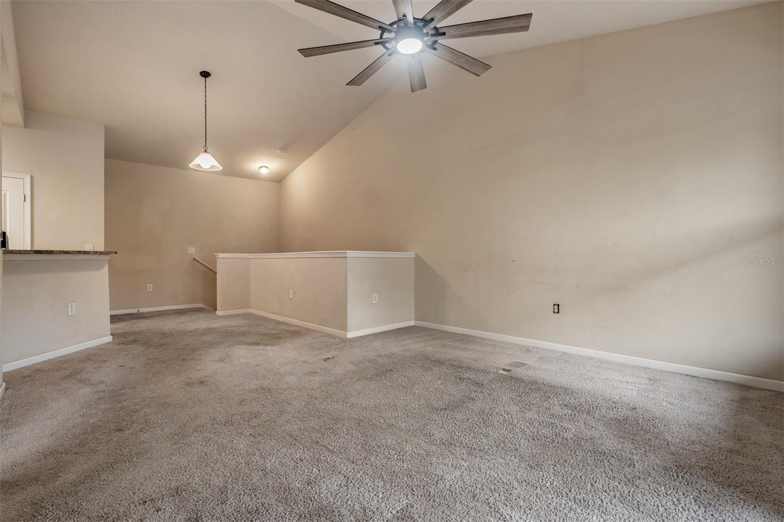 THE VILLAS CONDO - Residential