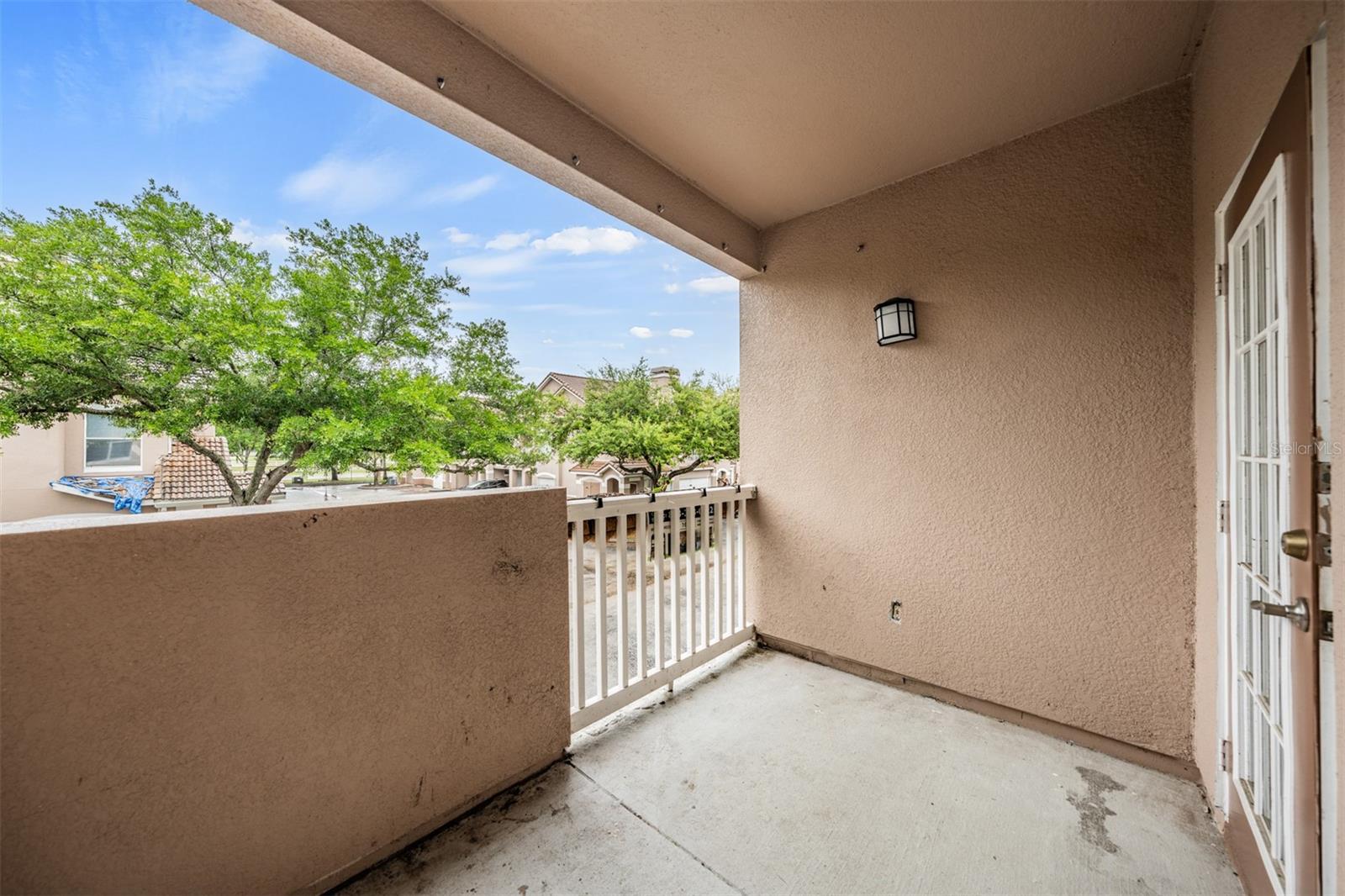 THE VILLAS CONDO - Residential