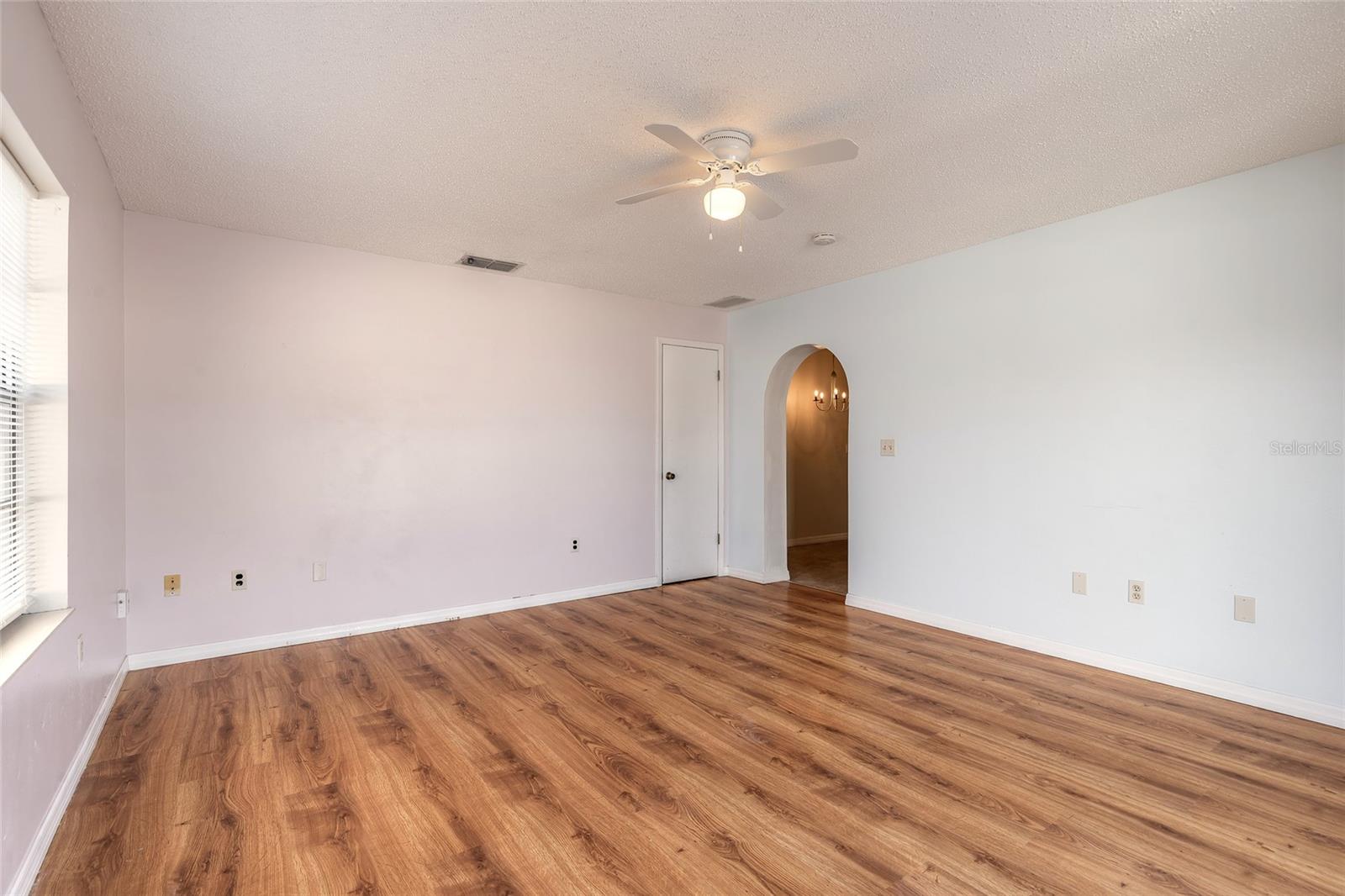 WILLOW RUN UNIT 02 - Residential