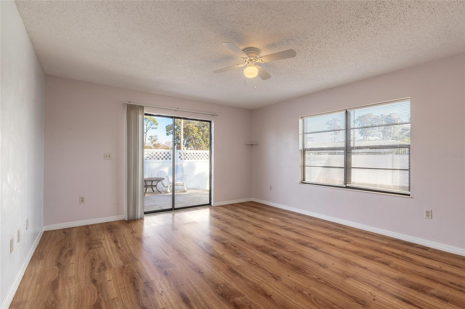 WILLOW RUN UNIT 02 - Residential