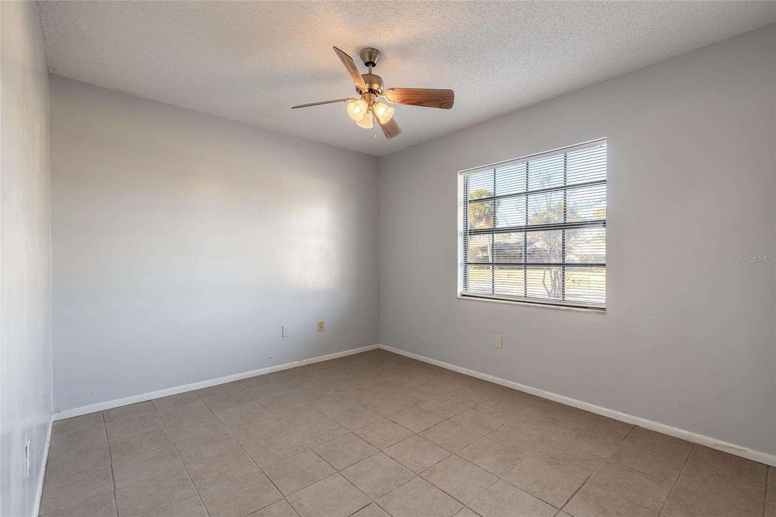 WILLOW RUN UNIT 02 - Residential