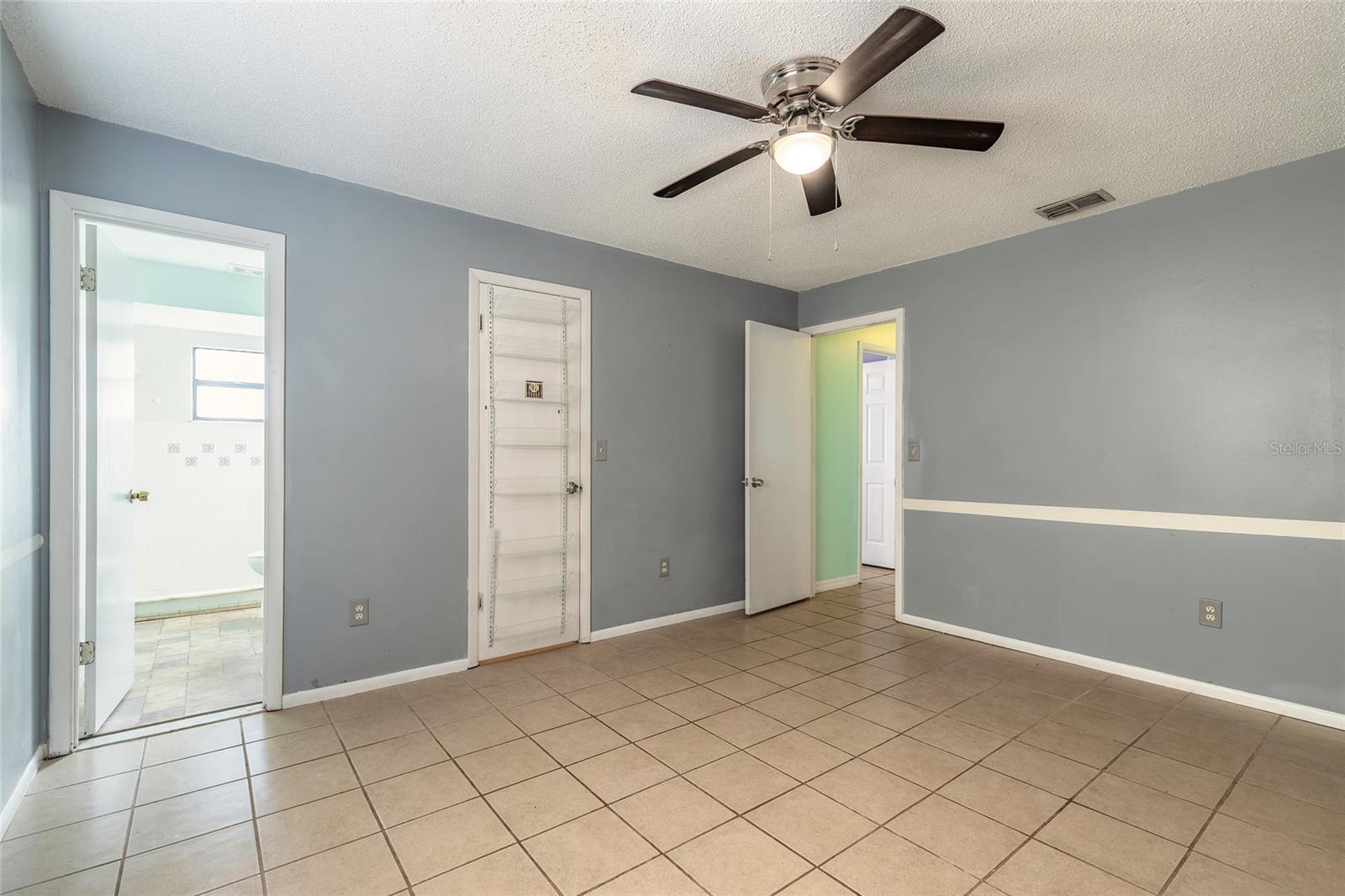 WILLOW RUN UNIT 02 - Residential