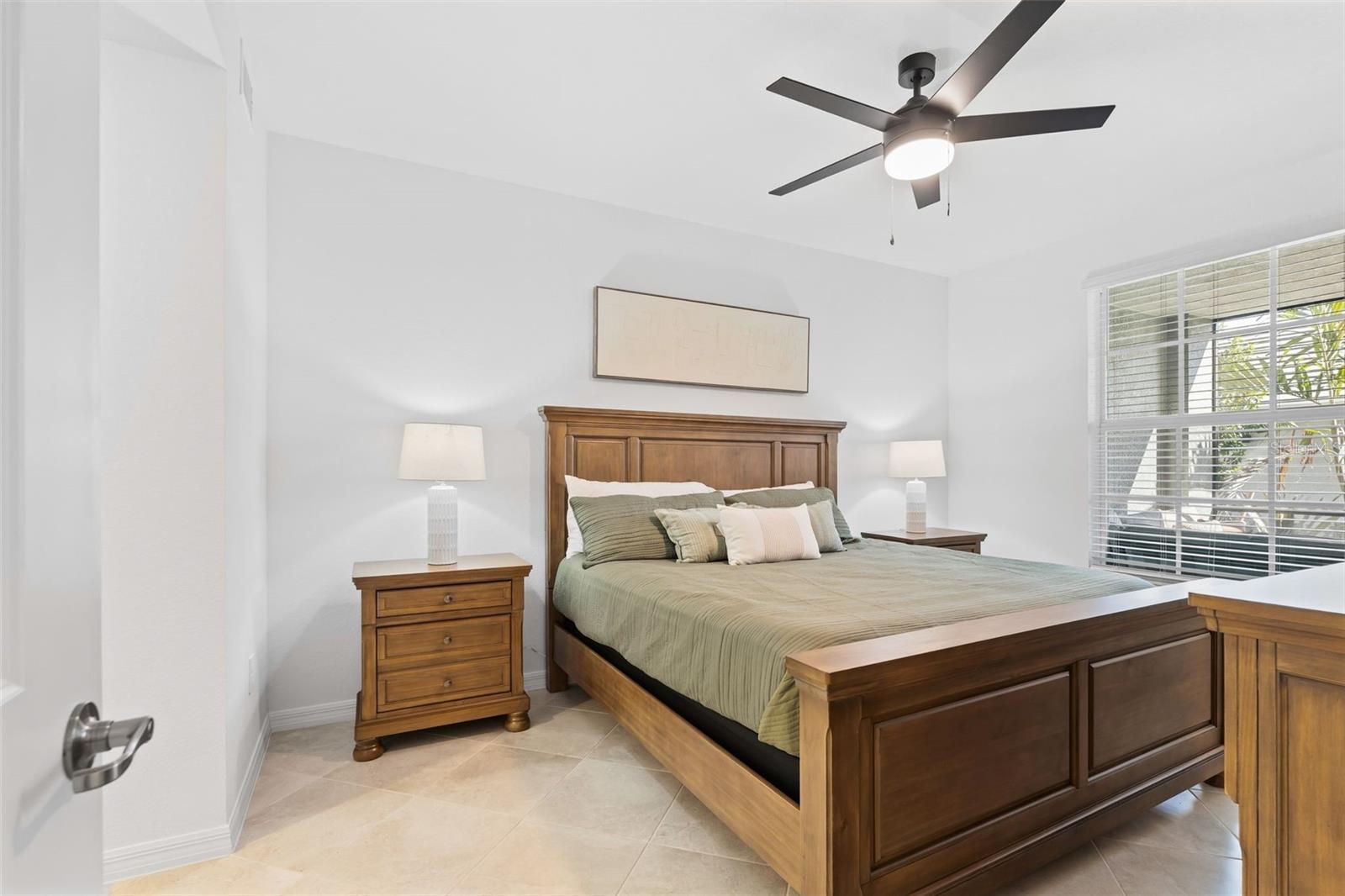 CALUSA COUNTRY CLUB - Residential Lease