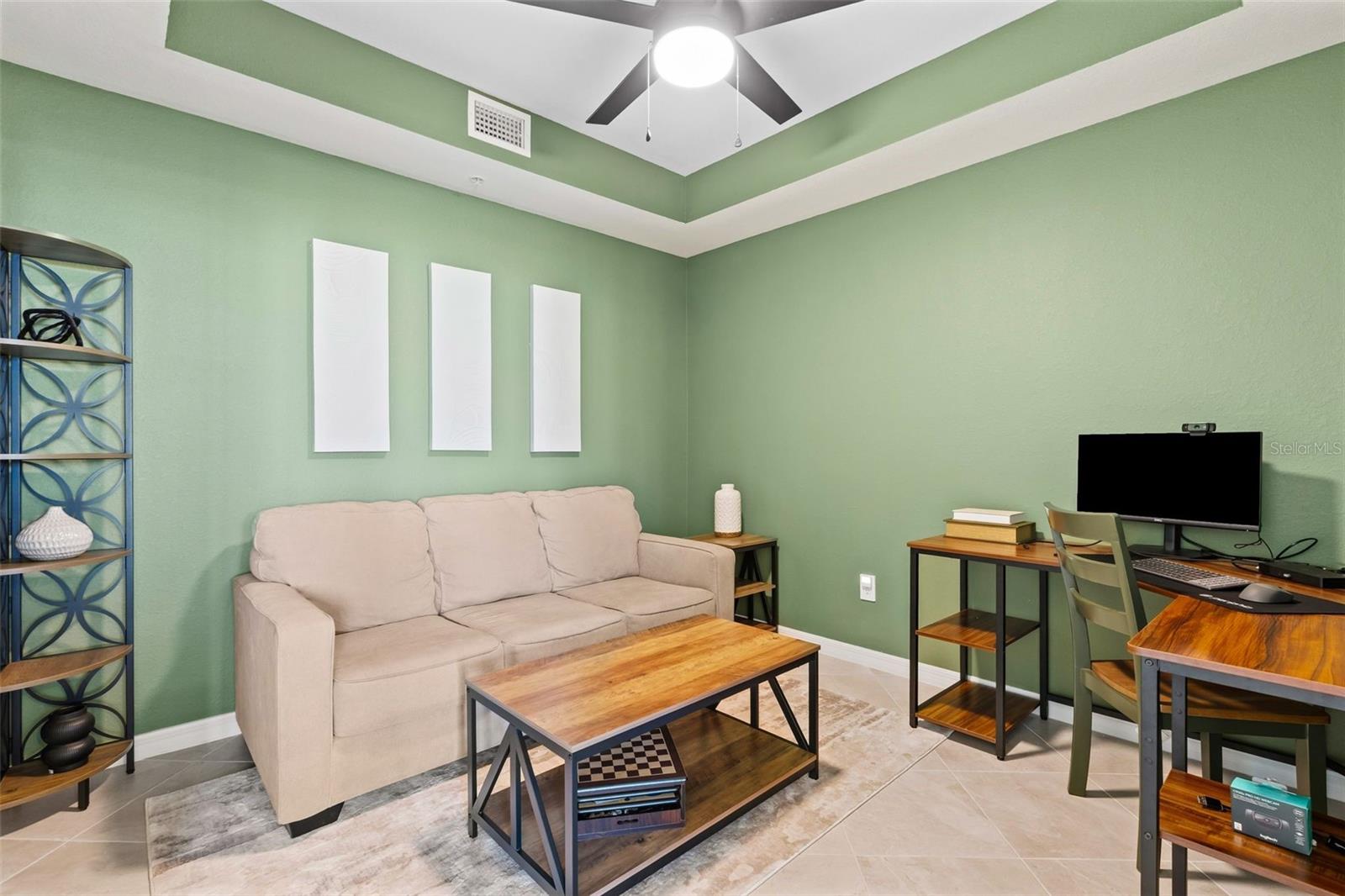 CALUSA COUNTRY CLUB - Residential Lease