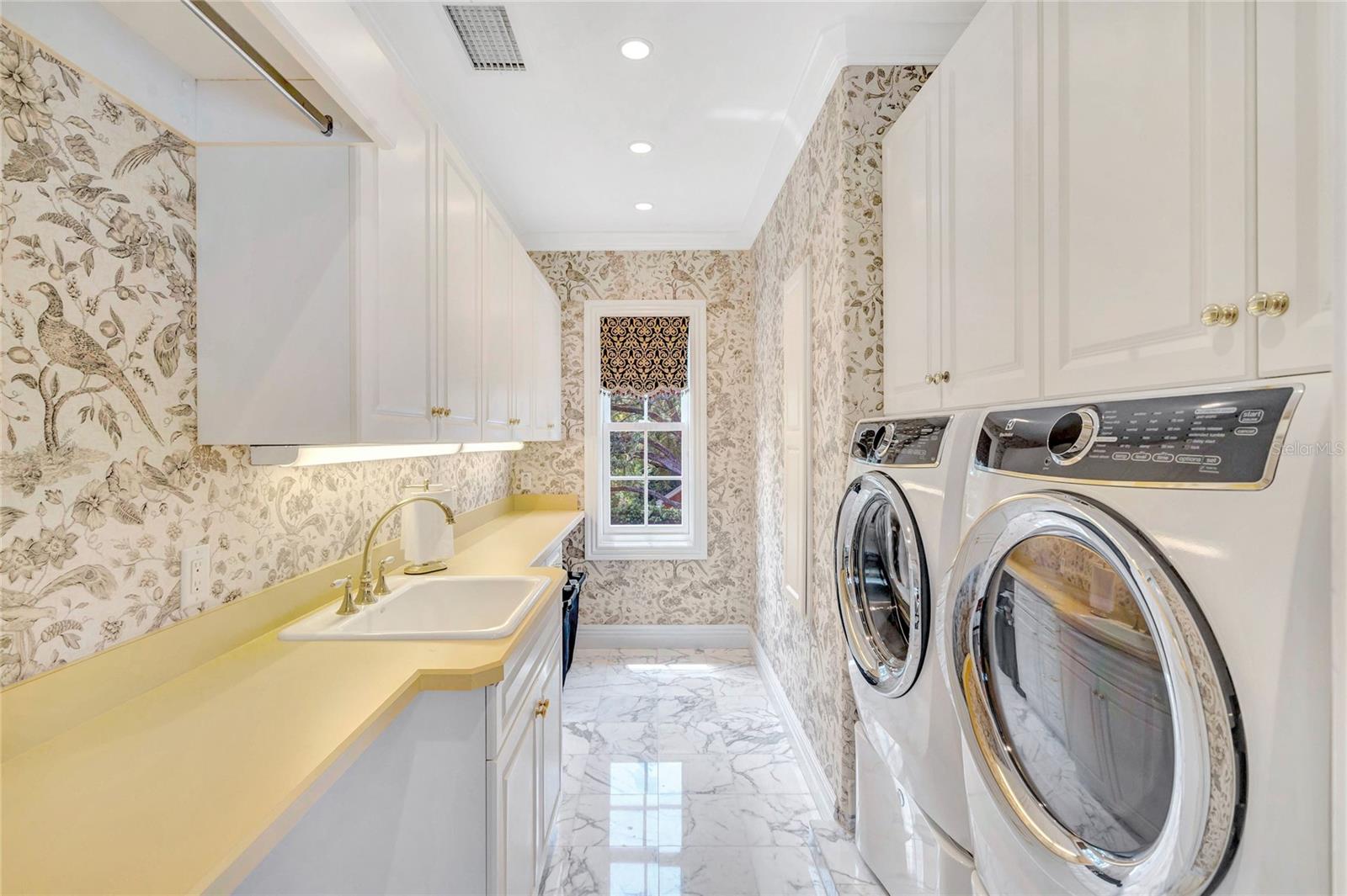 WINTER PARK TOWN OF - Residential