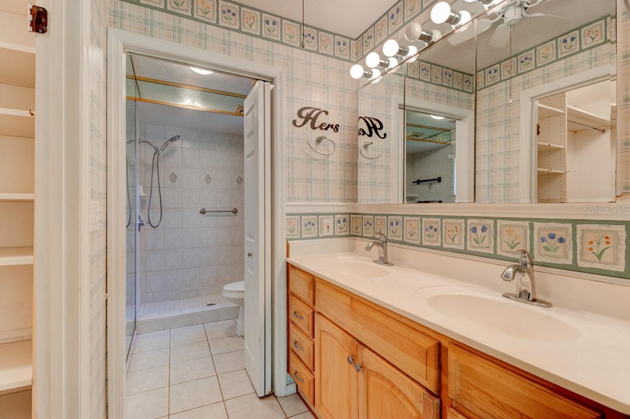 BAREND & ROSA UNREC 252 - Residential