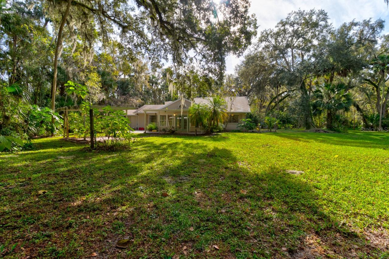 BAREND & ROSA UNREC 252 - Residential