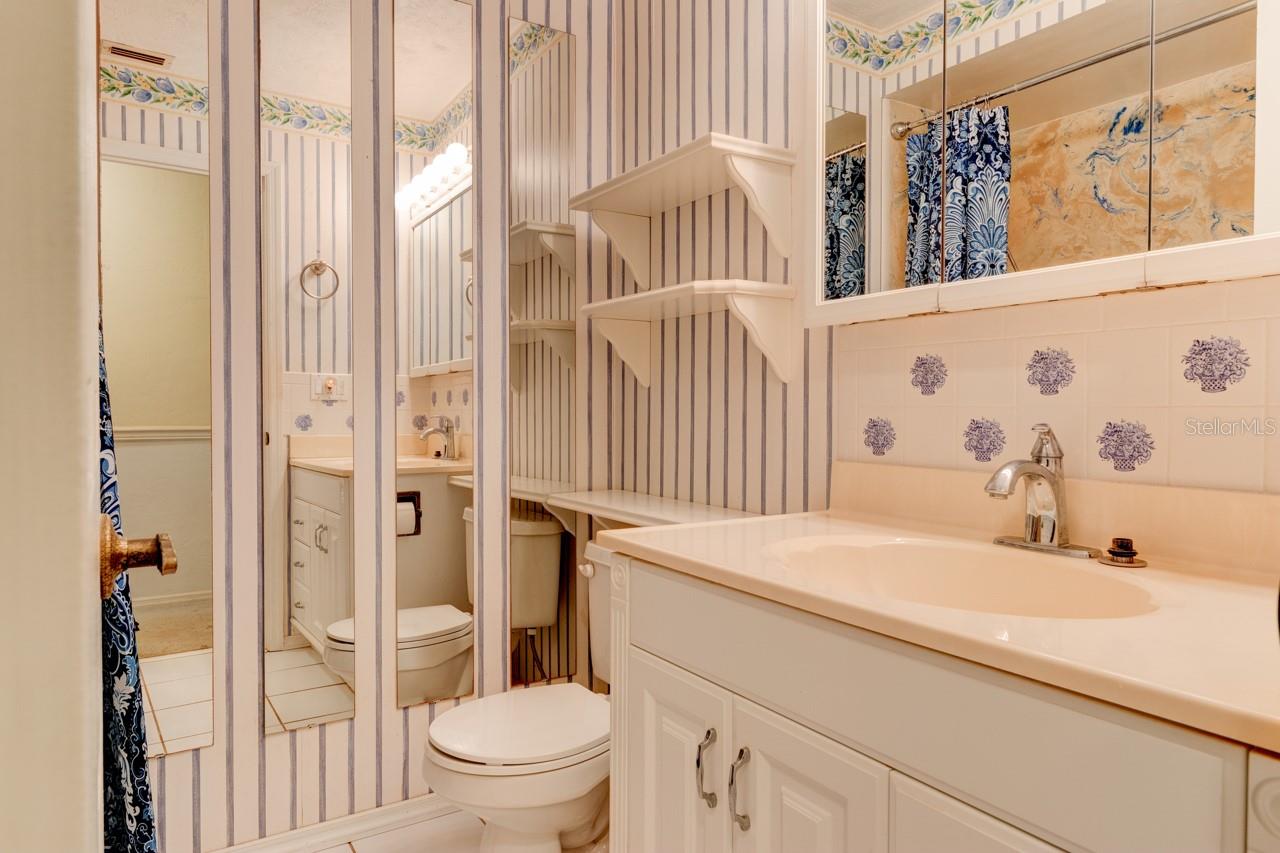 BAREND & ROSA UNREC 252 - Residential