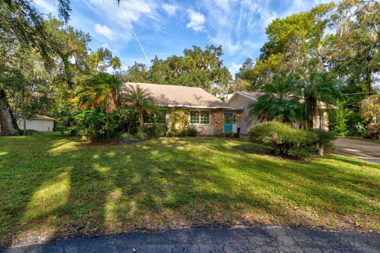 BAREND & ROSA UNREC 252 - Residential