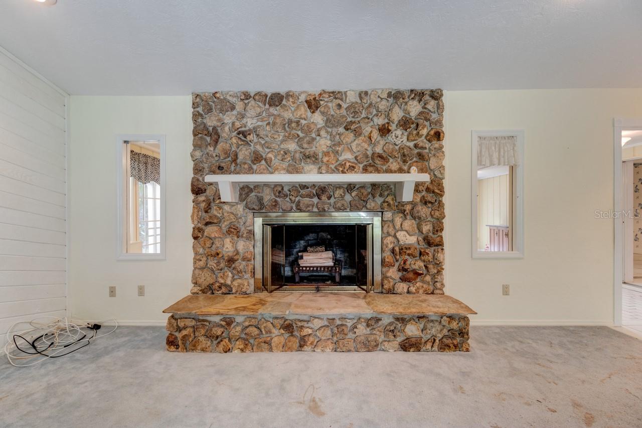 BAREND & ROSA UNREC 252 - Residential