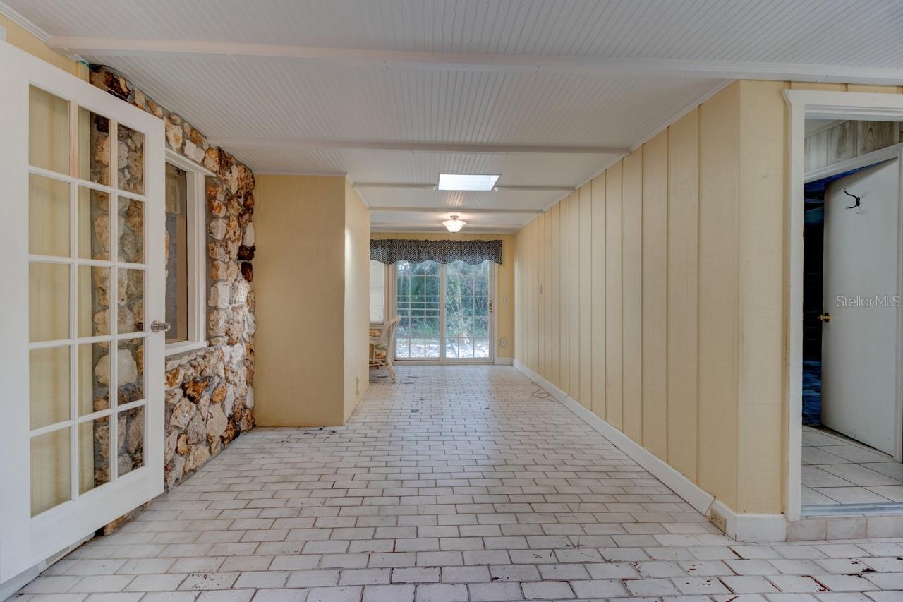 BAREND & ROSA UNREC 252 - Residential