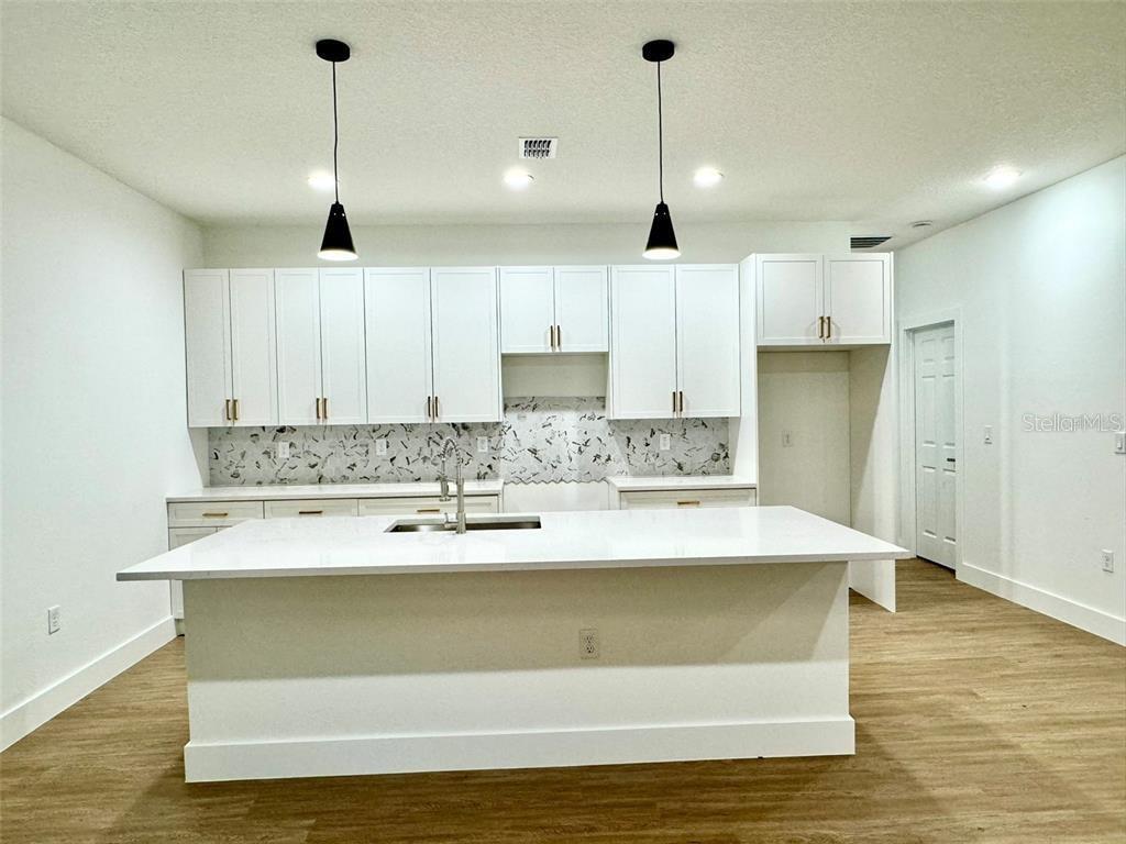 INVERNESS HIGHLANDS WEST - Residential