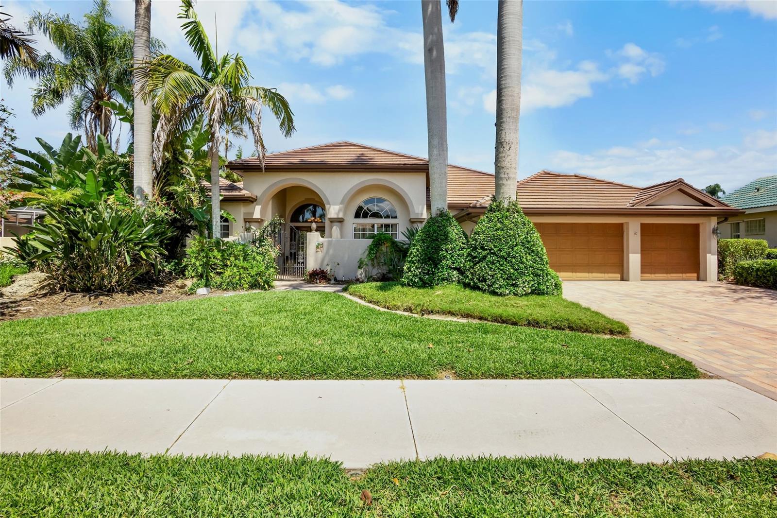 4813 BENCHMARK COURT