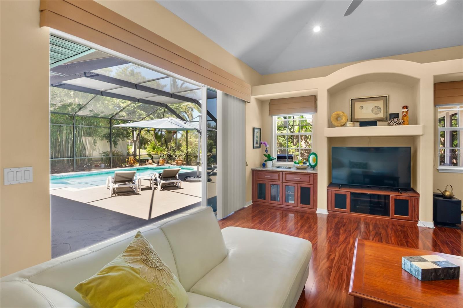 TURTLE ROCK - Residential