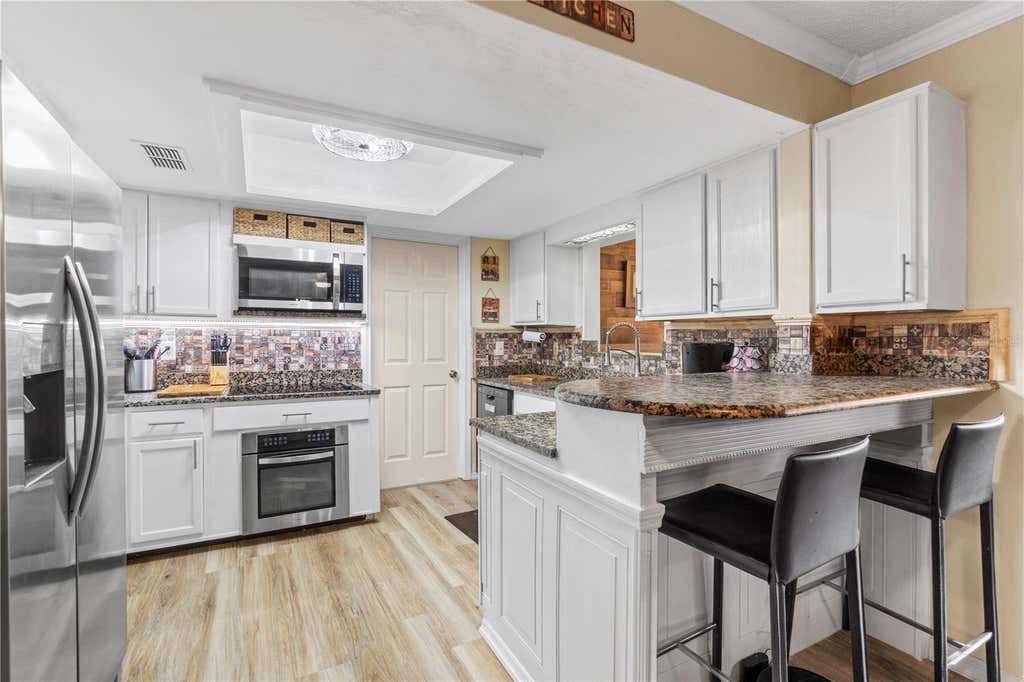 Photo of 7533 SW 108th Place, Ocala, FL 34476 (MLS # OM730087)