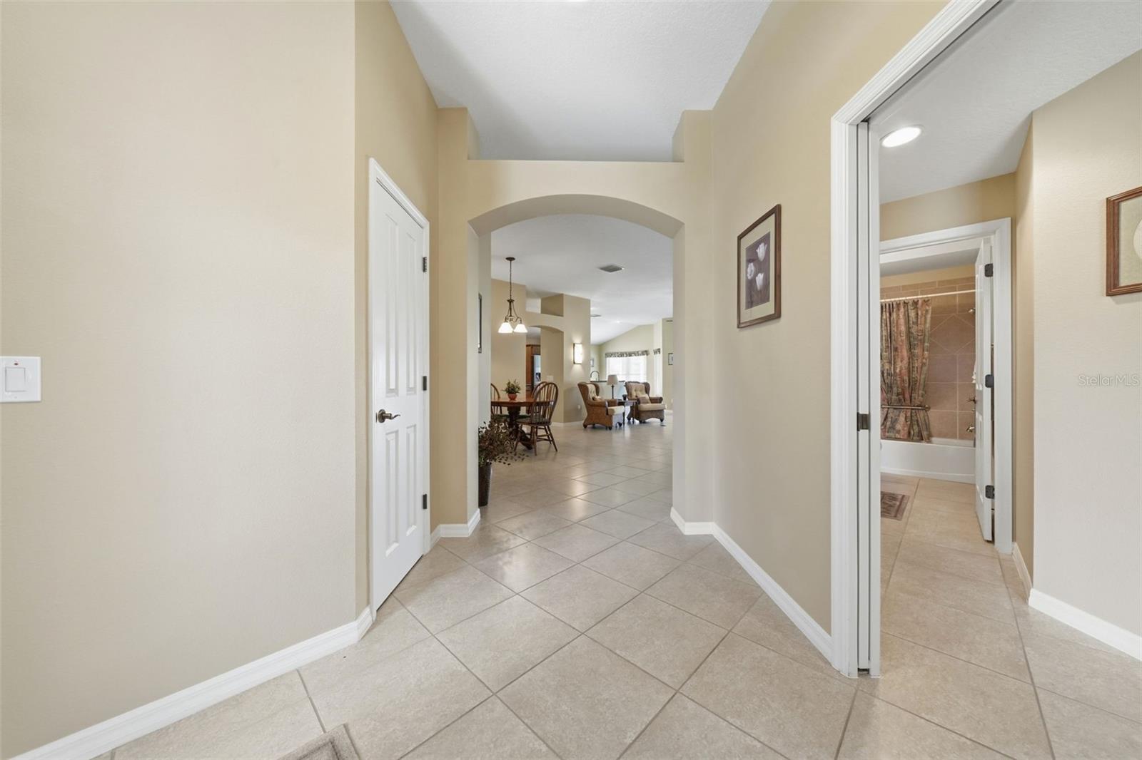 1195 WESTMORELAND LOOP