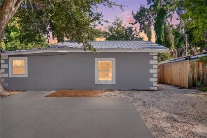 3717 16TH STREET W BRADENTON FL 34205